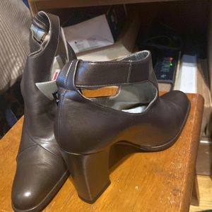 Gianrico mori Awesome heel shoos beautiful condition worn one time
